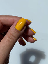 Load image into Gallery viewer, Nail Polish - Is there egg in it?